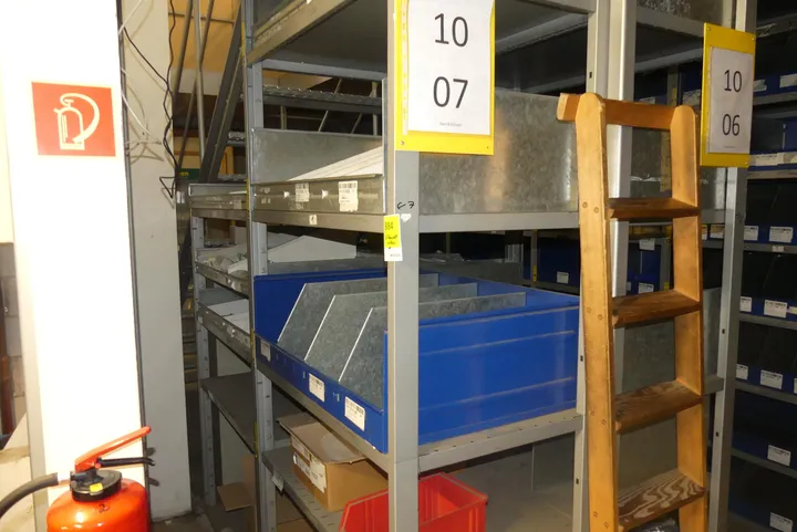 Konvolut Sanitär & Installation, Zubehör, divers Umfang: 2x Fachinhalt, mit Kisten